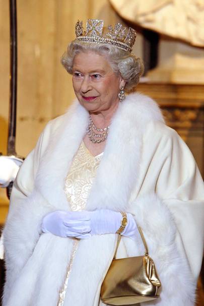 Queen Elizabeth Ii S Jewellery Collection Tatler