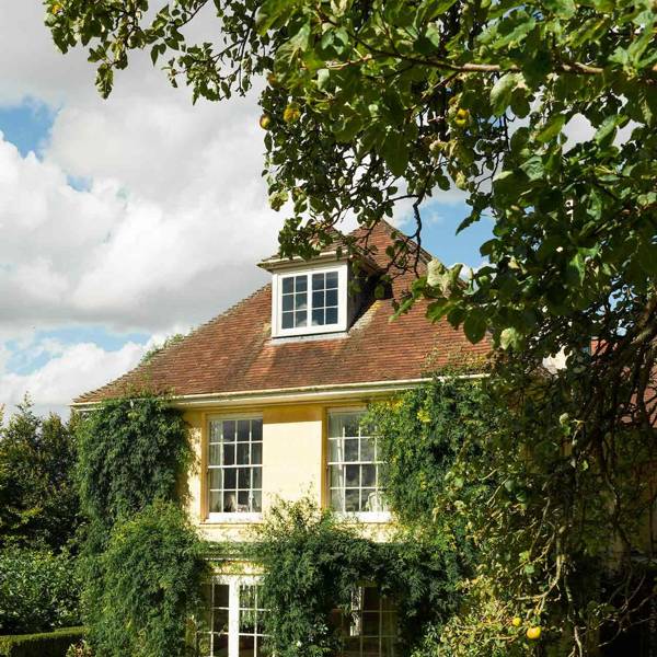 Furniture designer Fiona Jolly interviewed by Sophia MoneyCoutts for