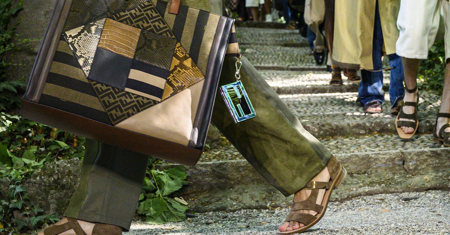 trendy mens sandals 2019