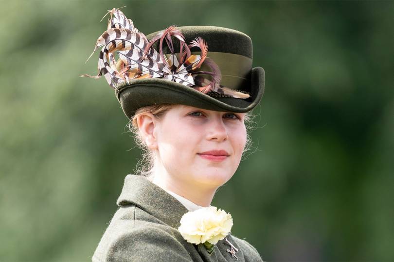 The Queen's granddaughter Lady Louise Windsor is receiving her AS-level results today - Vimarsana News