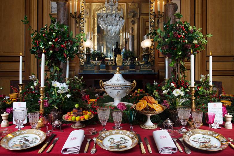 How to dress your table for Christmas - Christmas dining table