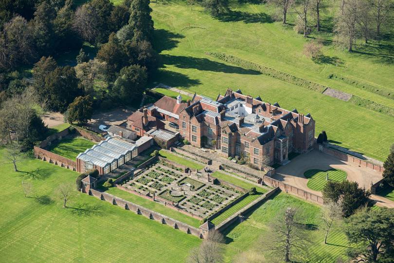 Everything You Need To Know About Chequers, The Prime Minister's ...