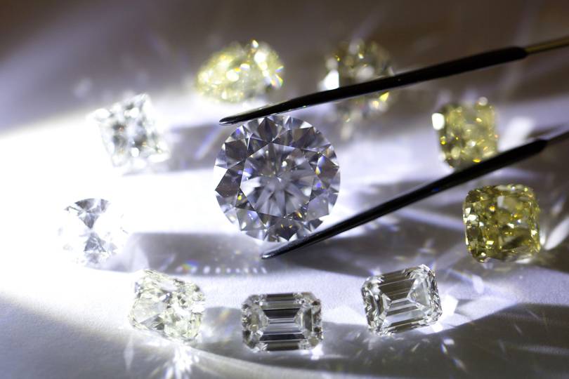 How to spot fake diamonds Tops tips for buying diamonds Tatler