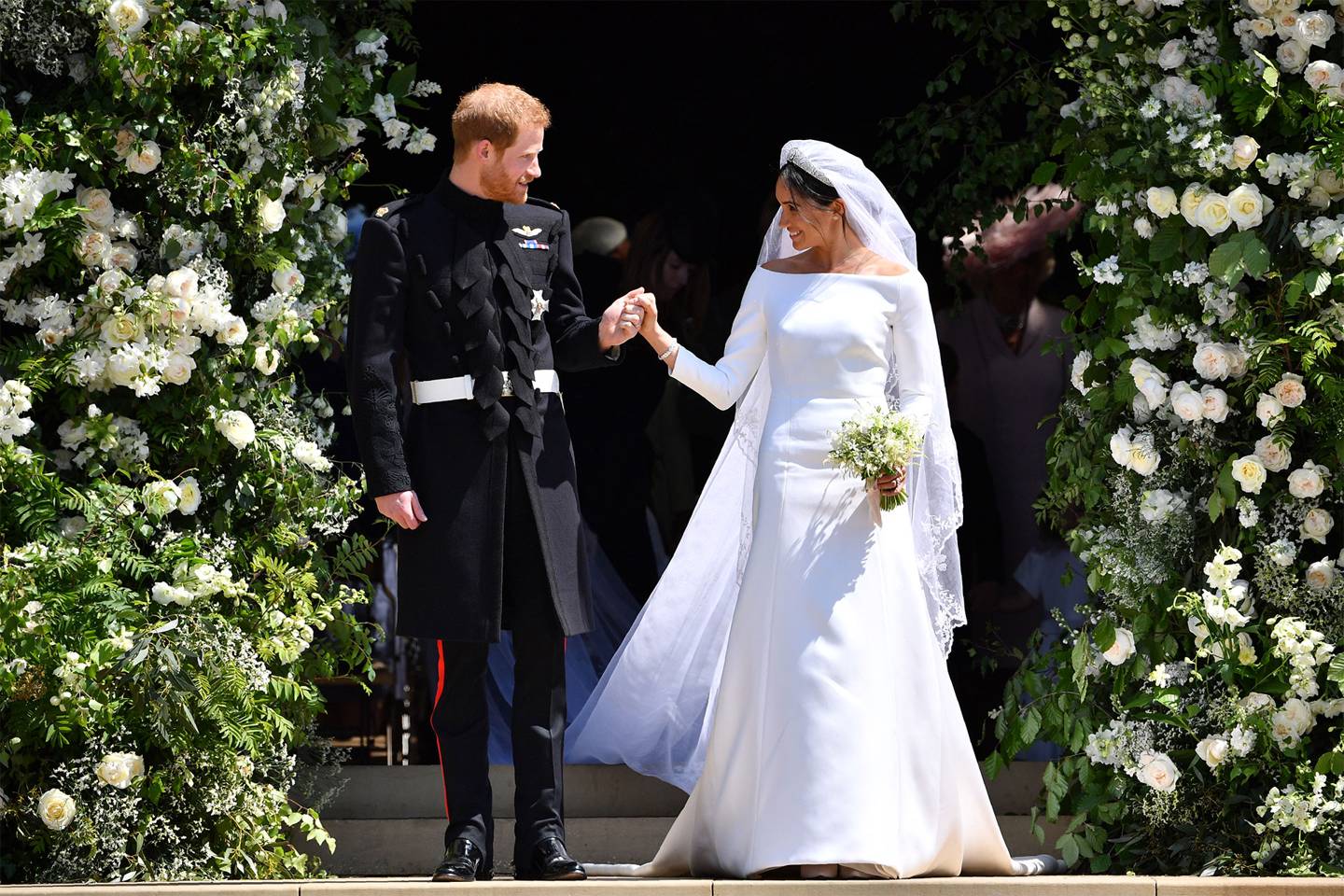Meghan markle wedding dress commentary Idea