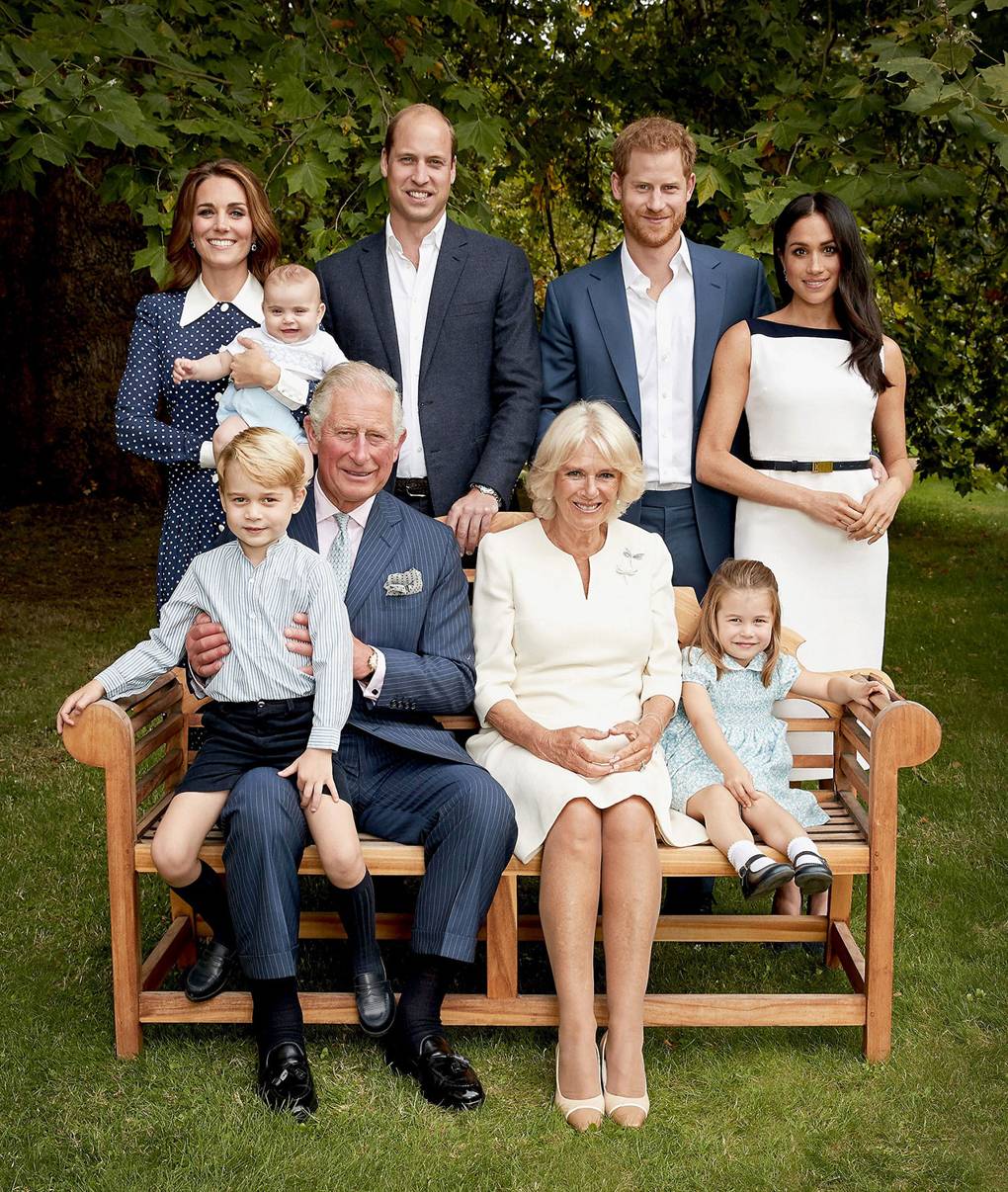Prince Charles poses with his grandchildren for 70th birthday official