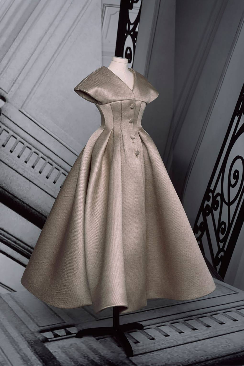 dior haute couture dress price