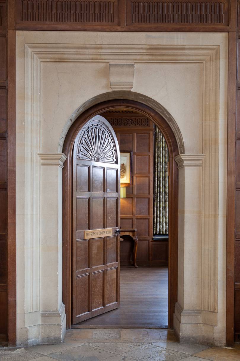 Yarnton Manor in Oxfordshire for sale, Knight Frank £9 million Tatler