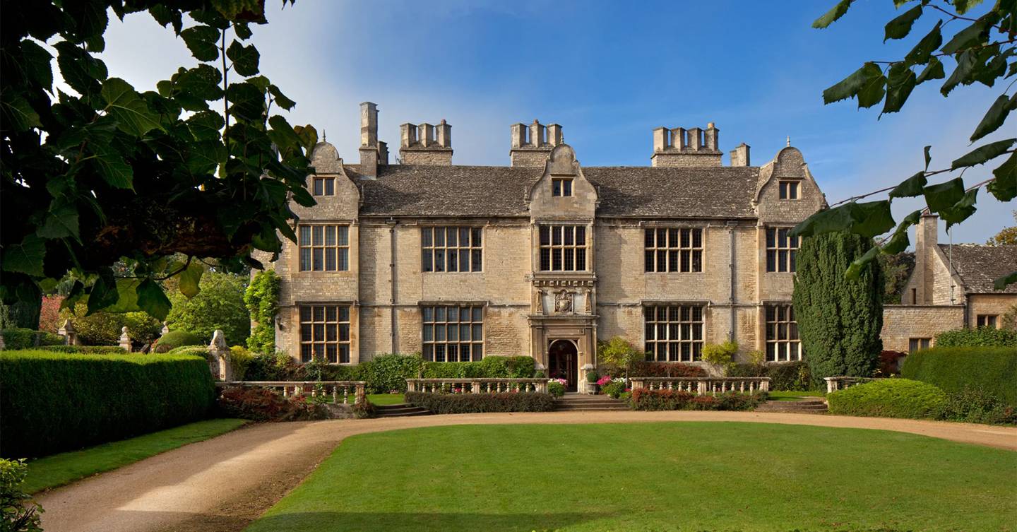 Yarnton Manor in Oxfordshire for sale, Knight Frank £9 million Tatler