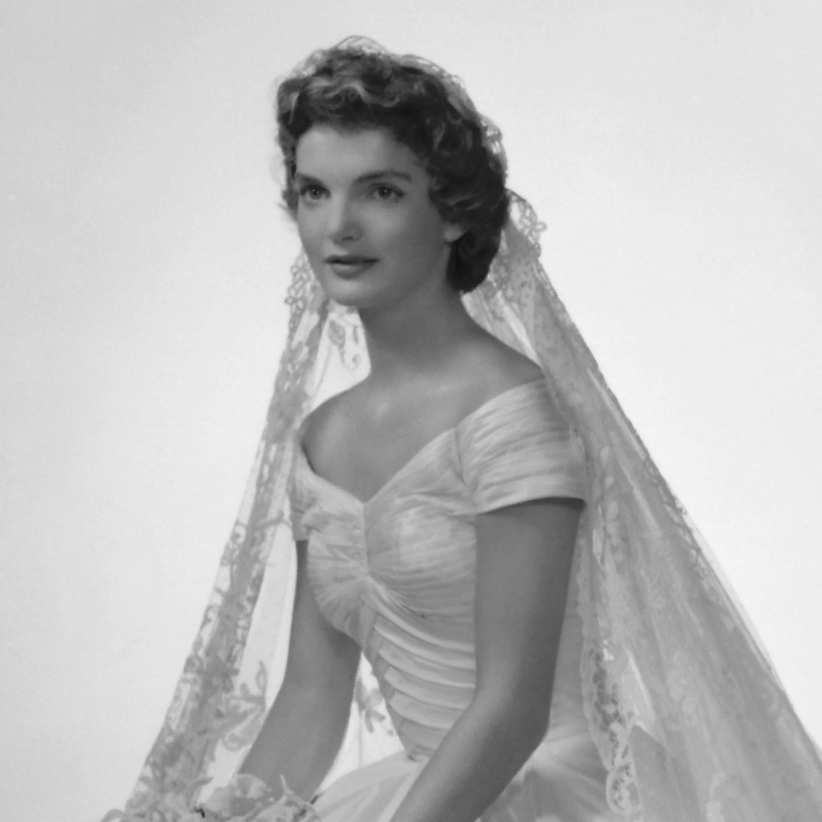 ann lowe jacqueline kennedy wedding dress