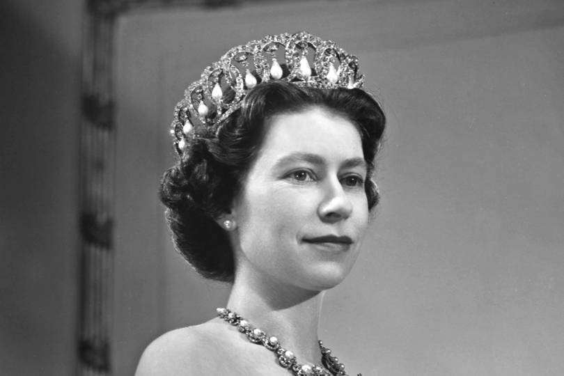 The fascinating history behind the Queen’s favourite tiara, the ...