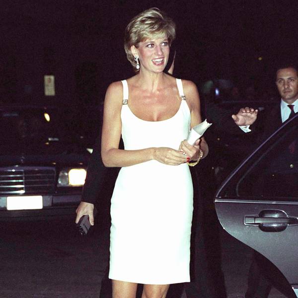 Princess Diana's Victor Edelstein dress sold to Historical Royal ...