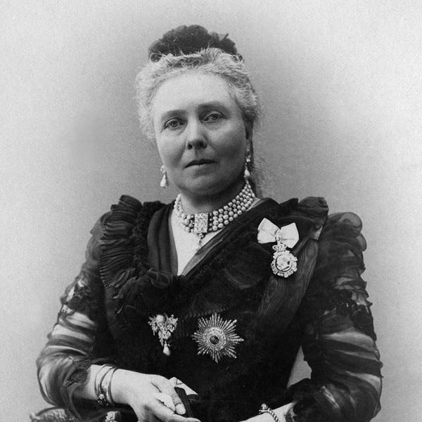 Valiant vicky essay picture