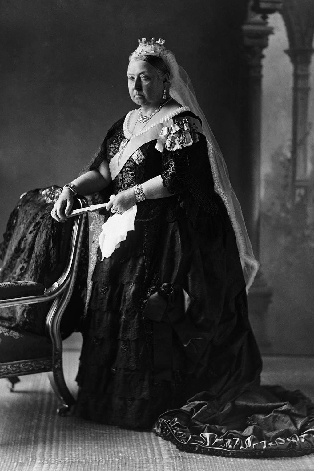 Queen Victoria S Mourning Jewels To Be Auctioned At Sotheby S Tatler