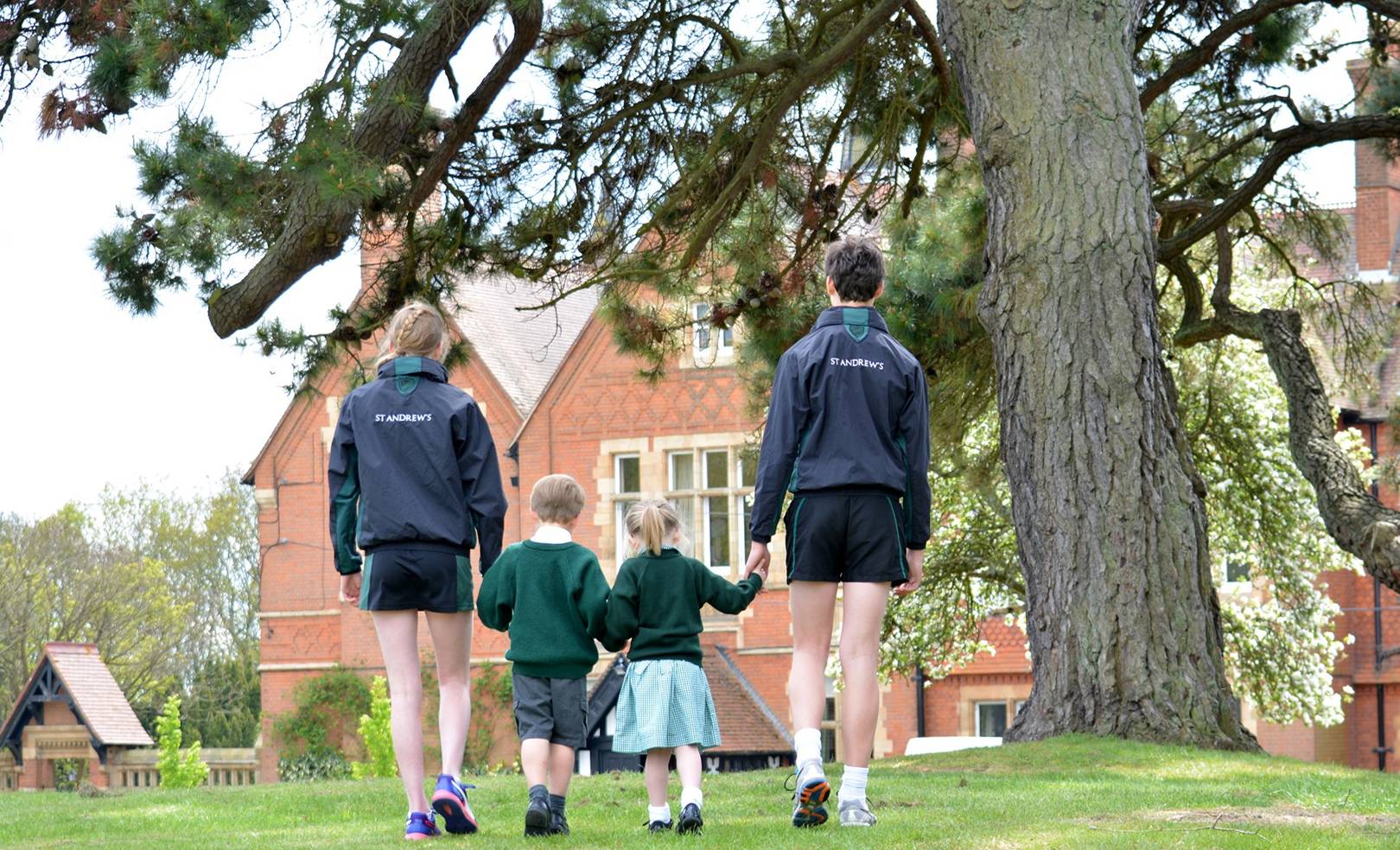 St Andrew's, Pangbourne Prep School Fees, Results & Alumni 2017