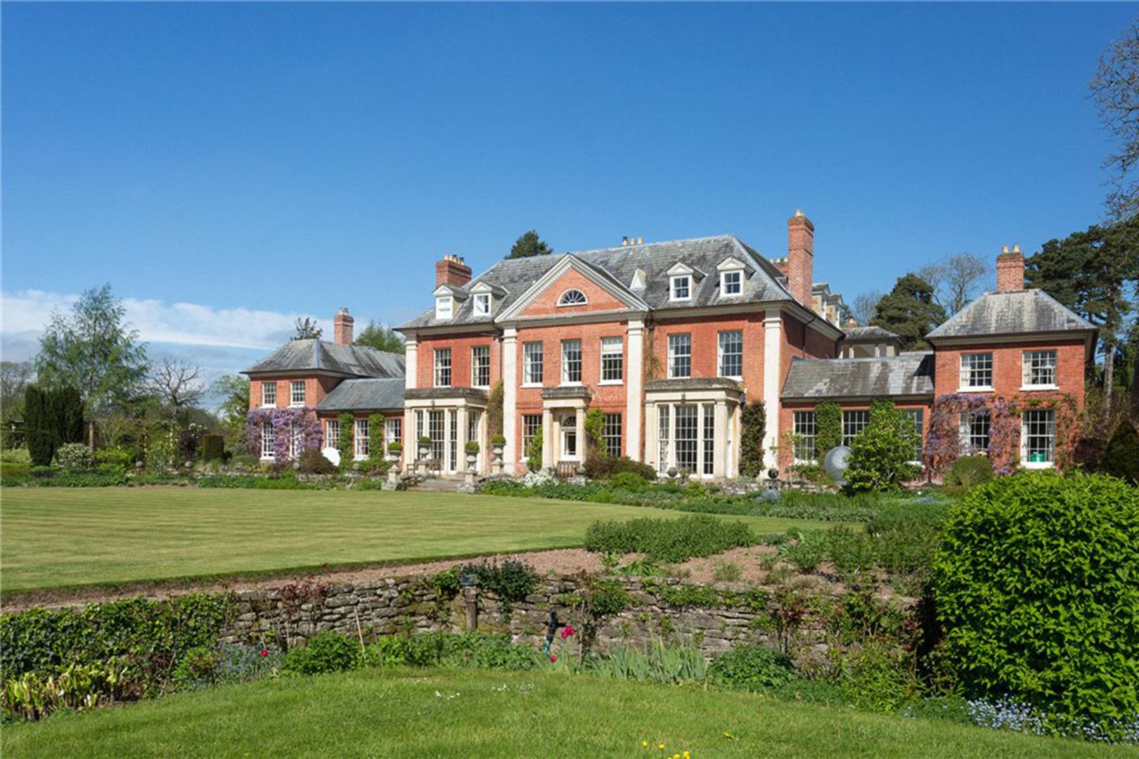 Country Houses Estates For Sale In 2021 Tatler