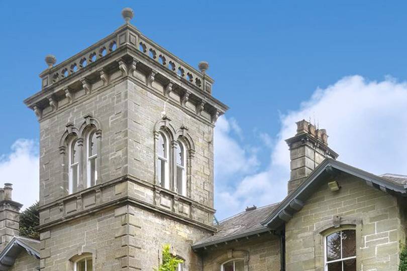 The best party houses to rent for Christmas houses to rent over