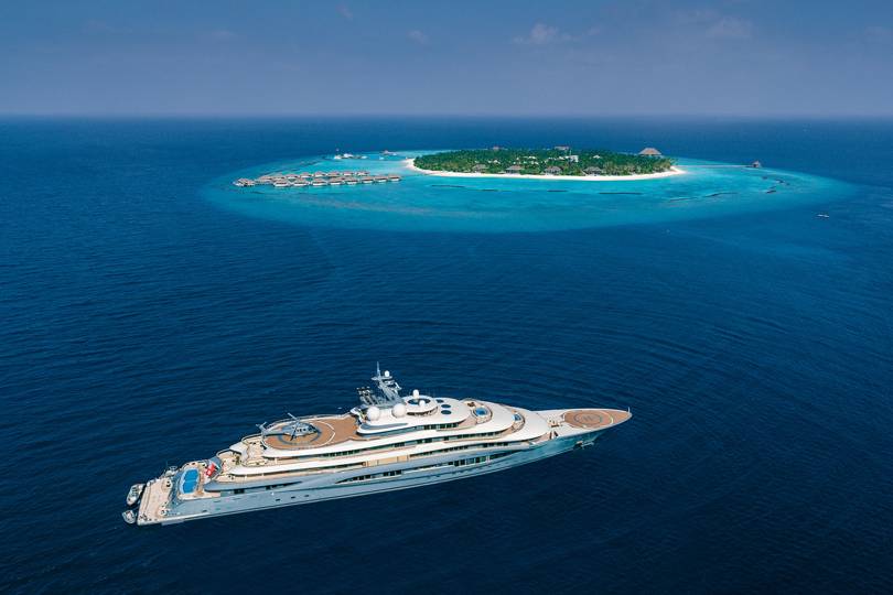 ‘World’s most expensive’ superyacht available to rent for £3 million a ...