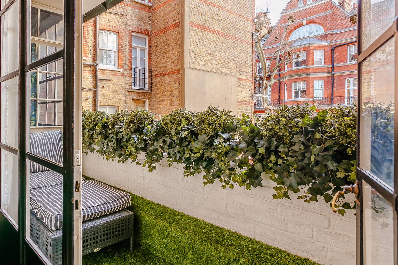 Chelsea Apartment with Original Art Deco Features