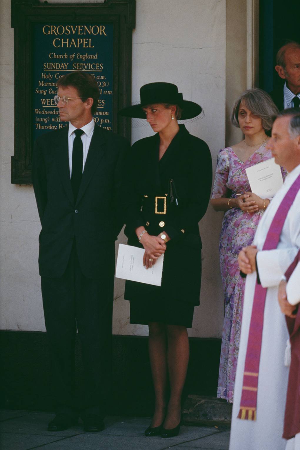 A Look At Royal Mourning Fashion & Funeral Outfits Throughout History ...